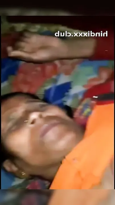 Mature Aunty From Village Getting Drilled By Younger Neighbor