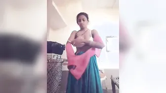 Village Girl Stripping Naked On Camera Showing Everything Mms