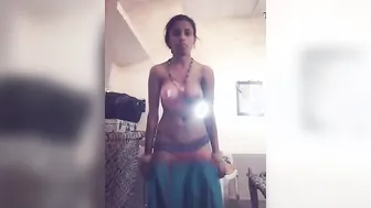 Village Girl Stripping Naked On Camera Showing Everything Mms
