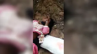 Village Lovers Fucking Outdoors Their Private Mms Leaked Online