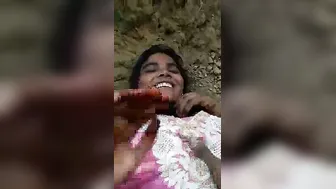 Village Lovers Fucking Outdoors Their Private Mms Leaked Online