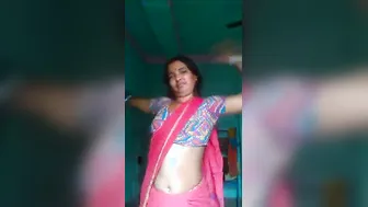 Lonely Housewife Stripping Naked To Turn You On Completely