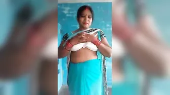 Married Woman Showing Her Pussy To Hubby's Friend On Camera