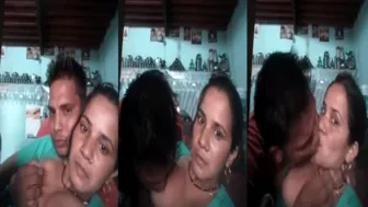 Punjabi GF Sucking And Licking His Dick On Hidden Cam