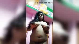Chubby Desi Babe Showing Off Her Thick Curves On Camera