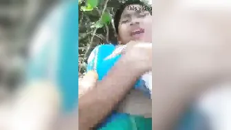 Fingering My Hairy GF Outside While Recording It Secretly