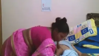 Mature Desi Maid Pleasing House Owner With Her Mouth Skills