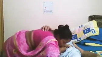 Mature Desi Maid Pleasing House Owner With Her Mouth Skills