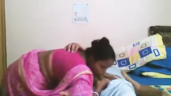 Mature Desi Maid Pleasing House Owner With Her Mouth Skills
