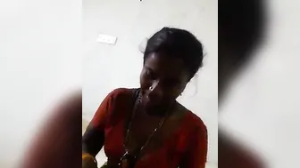 Busty Tamil Maid Showing Off Her Bare Breasts To Her Boss Today
