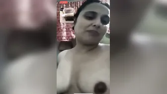 Young Desi Babe Teasing Topless For BF On Video Call