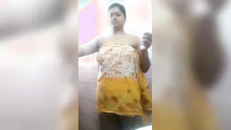 Desi GF Bathing Naked Captured On Hidden Camera Phone