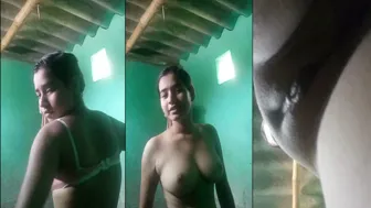 GF Showing Off Her Naked Body On Webcam For BF