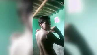 GF Showing Off Her Naked Body On Webcam For BF