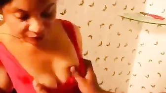 Mature Aunty Seducing Young Plumber Boy Fucking Him Raw