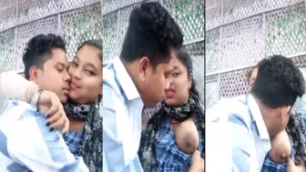 Amateur Desi Lovers Fucking Passionately In Viral Leaked Video