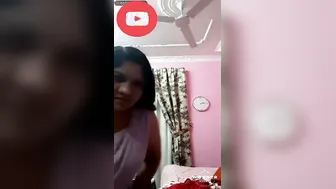 Busty Tamil Aunty Changing Clothes Caught Undressing On Hidden