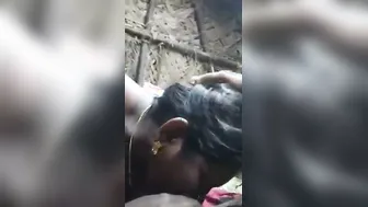Married Tamil Aunty Sucking Neighbor Cock Earning Cash On Knees