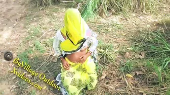 Village Couple Fucking Raw Under The Trees In Open Farmland