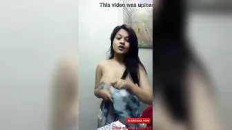 Young GF Exposing Herself During Late Night Video Call