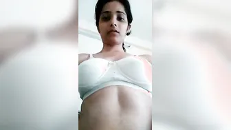 Teen GF Nude Selfie Video Will Make You Rock Hard