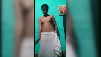 Desi GF Dancing And Stripping Naked In Leaked Home Video