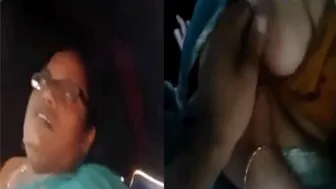 Aunty Flashing Tits To Rickshaw Driver For Free Ride Home Caught