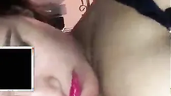 Pakistani Wife On Her Knees Sucking Her Boss During Lunch Break