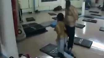 Tamil Aunty Showing Her Expert Mouth Skills On His Cock