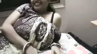 Chubby Married Woman From Gurgaon Riding His Cock At Home
