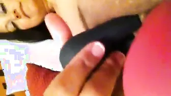 Indian Milf Using Vibrator Cumming Hard Shaking On Bed Screaming