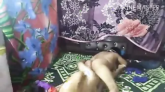 Mature Aunty Fucking Young Neighbor Boy For Cash At Her Place