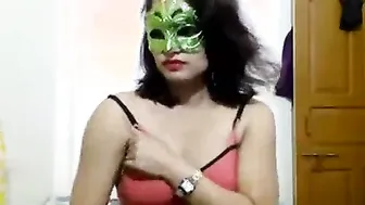 Desi Aunty Doing Naughty Video Call Show With Secret BF