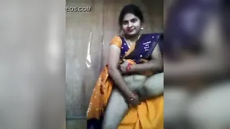 Smiling Bhabi Trying Her First Anal Sex With Husband At Home