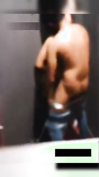 Lovers Fucking Raw Inside Mall Trial Room Caught On Hidden Cam