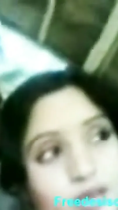 Desi GF Getting Fucked By Her BF In The Park