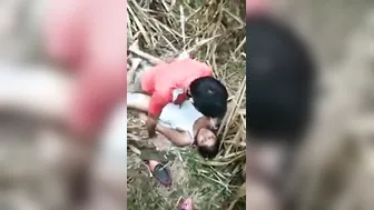 Village GF Fucking BF Behind Farm Fields Quietly