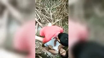 Village GF Fucking BF Behind Farm Fields Quietly