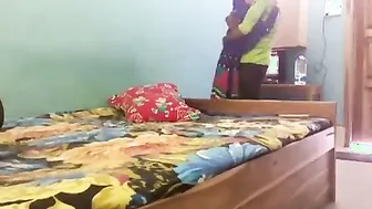 Married Woman Cheating With Lover In Private Homemade Sex Tape