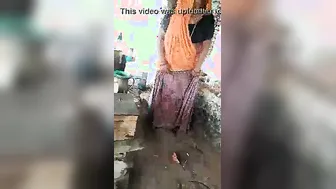 Village Married Woman Showing Her Pussy To Strangers For Money