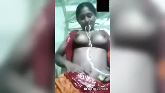 Married Bhabhi Touching Herself On Video Call For Her Lover Boy