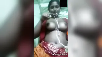 Married Bhabhi Touching Herself On Video Call For Her Lover Boy