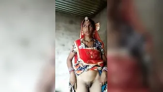 Village Wife Stripping Bare Sending Naughty Video To Her Cousin