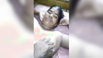 Village Aunty Stripping Bare Sending Naughty Clips To Lover