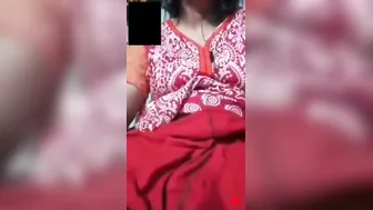 Chubby Bengali GF Fingering Wet Pussy On Camera