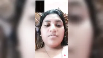 Chubby Bengali GF Fingering Wet Pussy On Camera