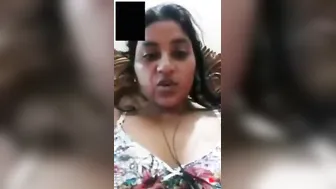 Chubby Bengali GF Fingering Wet Pussy On Camera