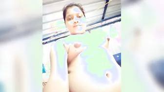Thick Bhabhi Showing Off Her Big Tits On Selfie Camera Alone