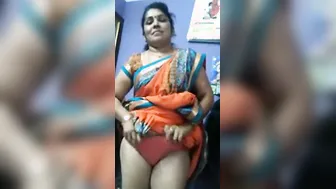 Curvy Bhabhi Filming Herself Touching Pussy In Bedroom Alone