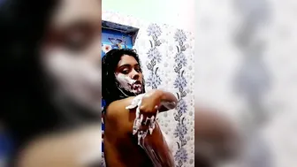 Big Boobs Babe Filming Herself Naked In The Bathroom Mirror